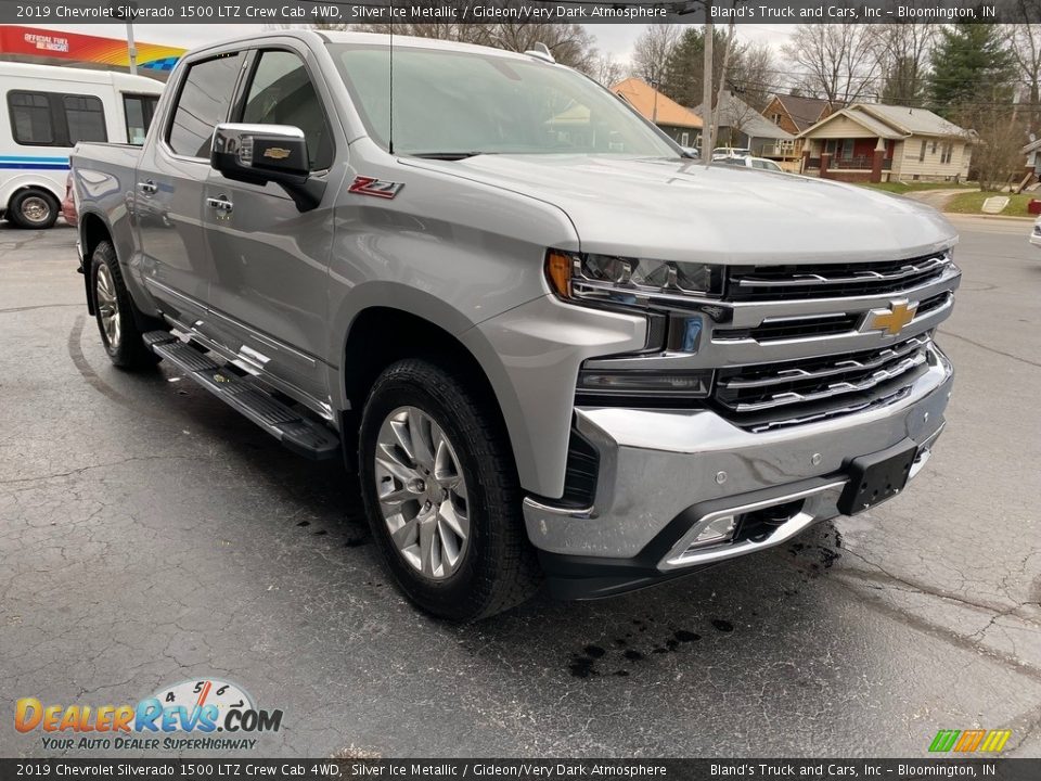 2019 Chevrolet Silverado 1500 LTZ Crew Cab 4WD Silver Ice Metallic / Gideon/Very Dark Atmosphere Photo #4