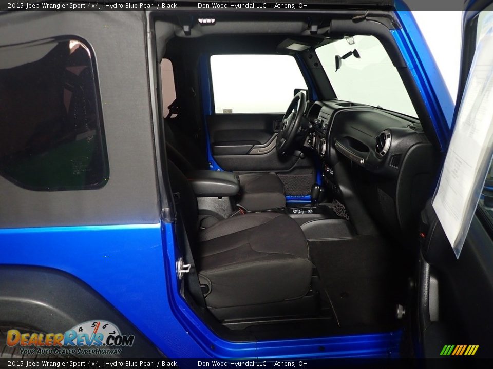 2015 Jeep Wrangler Sport 4x4 Hydro Blue Pearl / Black Photo #32