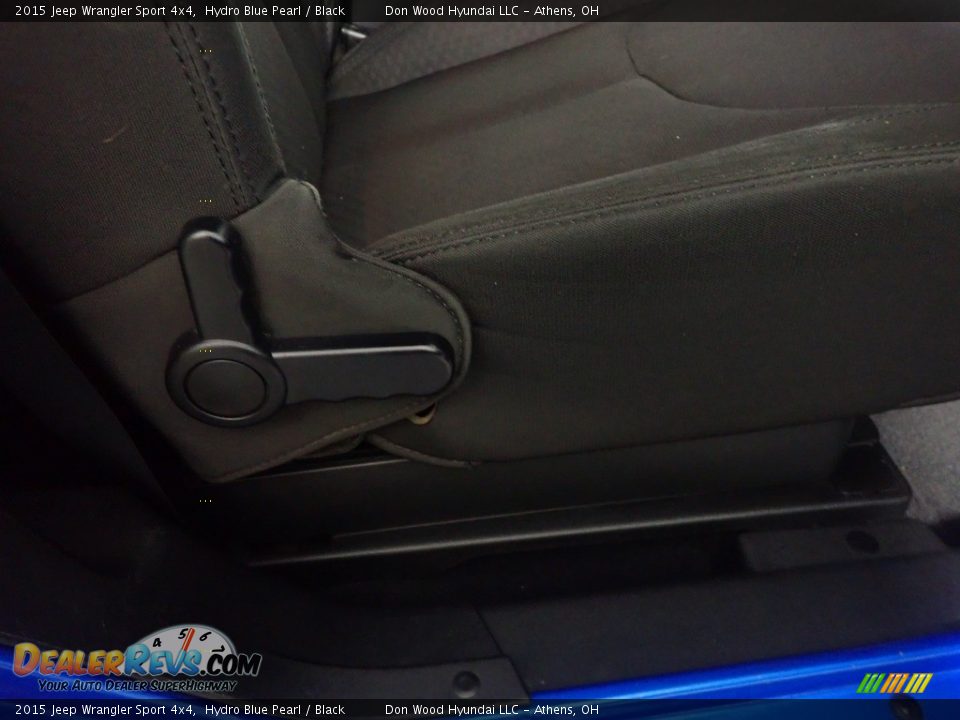 2015 Jeep Wrangler Sport 4x4 Hydro Blue Pearl / Black Photo #33