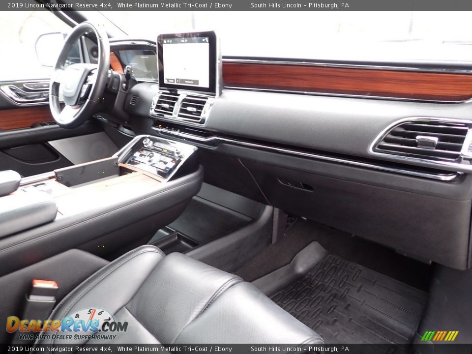 2019 Lincoln Navigator Reserve 4x4 White Platinum Metallic Tri-Coat / Ebony Photo #12