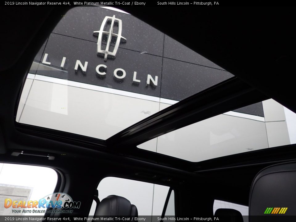 2019 Lincoln Navigator Reserve 4x4 White Platinum Metallic Tri-Coat / Ebony Photo #20