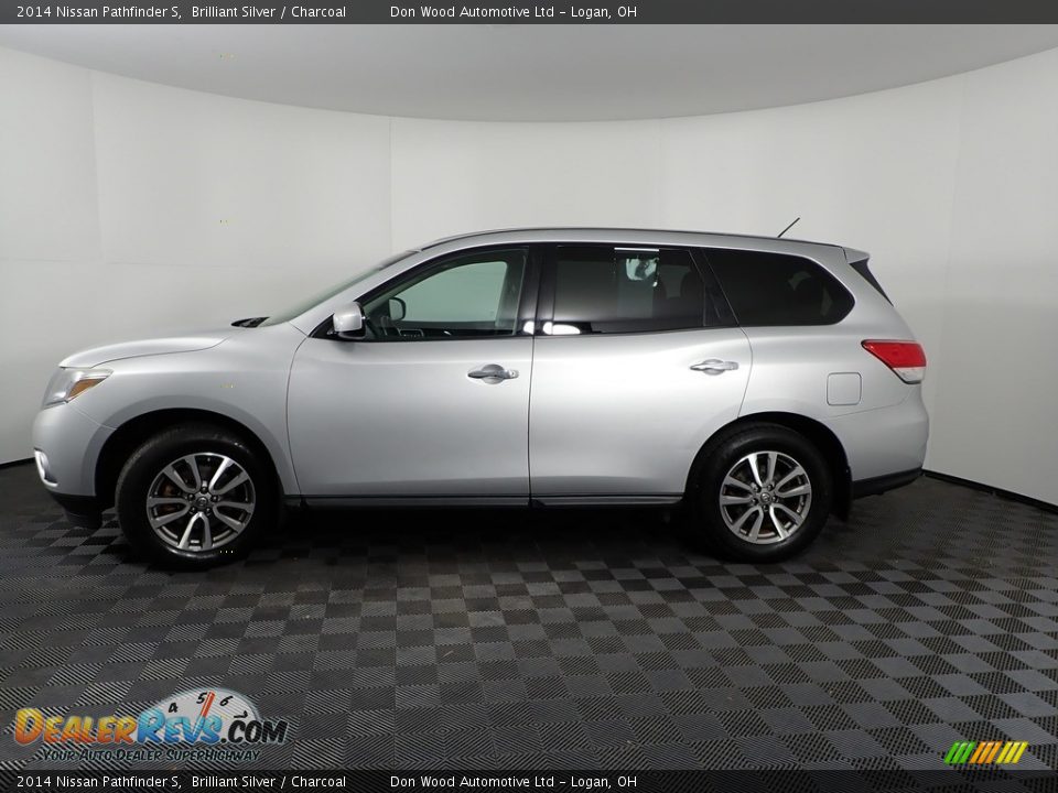 2014 Nissan Pathfinder S Brilliant Silver / Charcoal Photo #8