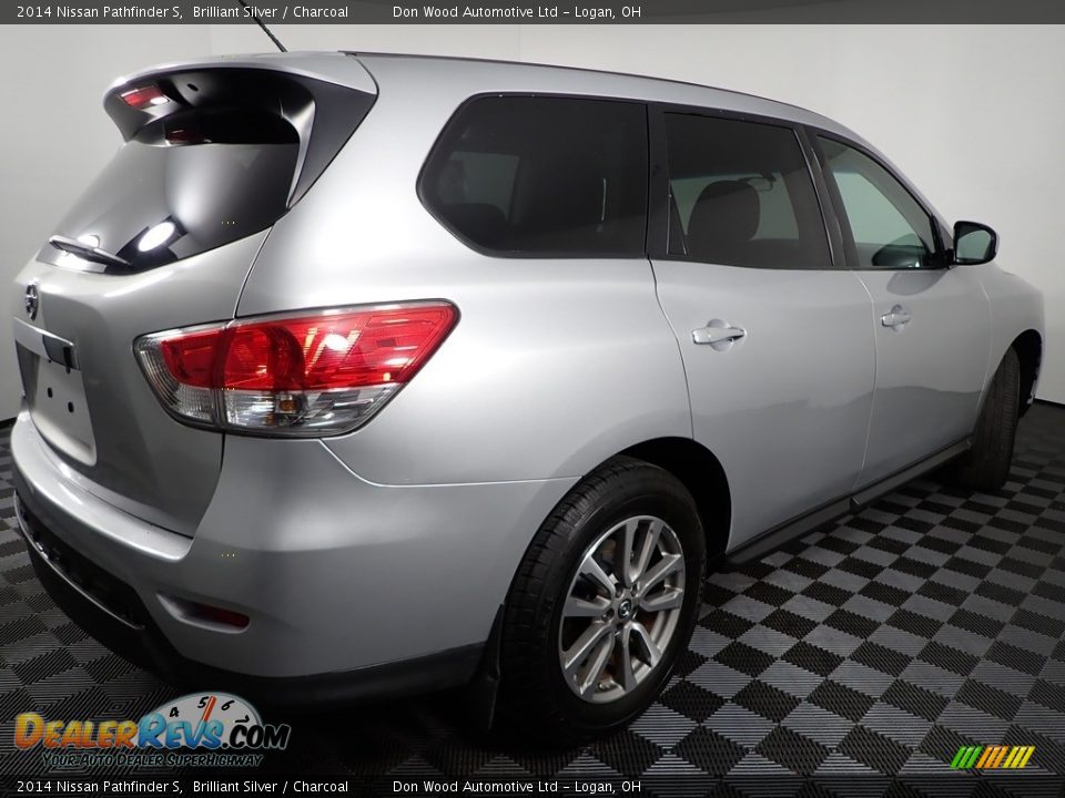 2014 Nissan Pathfinder S Brilliant Silver / Charcoal Photo #13