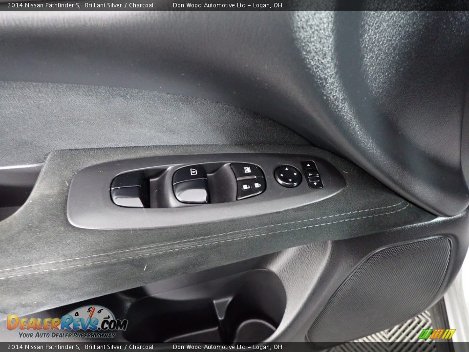 2014 Nissan Pathfinder S Brilliant Silver / Charcoal Photo #15