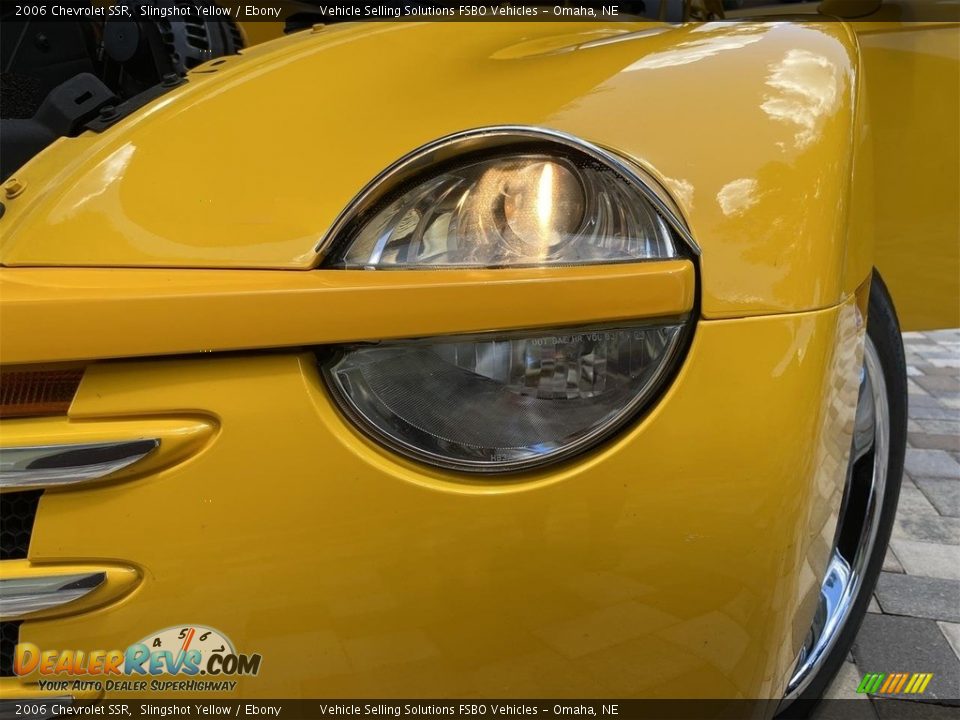 2006 Chevrolet SSR Slingshot Yellow / Ebony Photo #17