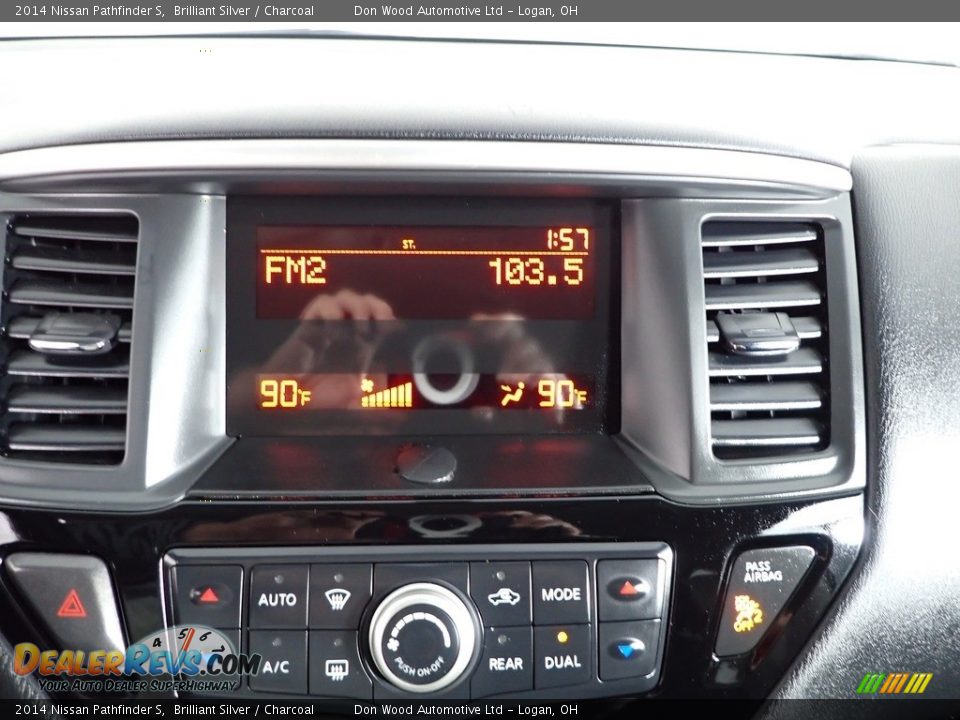 2014 Nissan Pathfinder S Brilliant Silver / Charcoal Photo #22