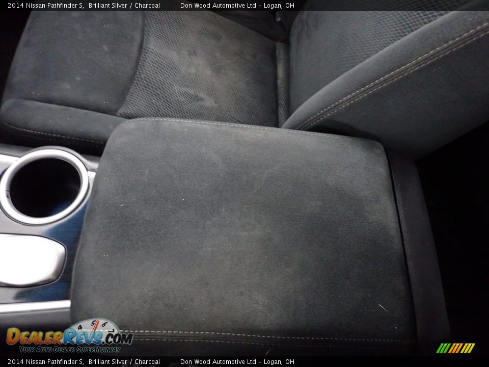 2014 Nissan Pathfinder S Brilliant Silver / Charcoal Photo #26
