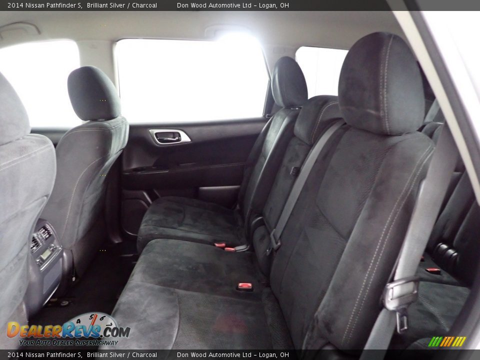 2014 Nissan Pathfinder S Brilliant Silver / Charcoal Photo #30