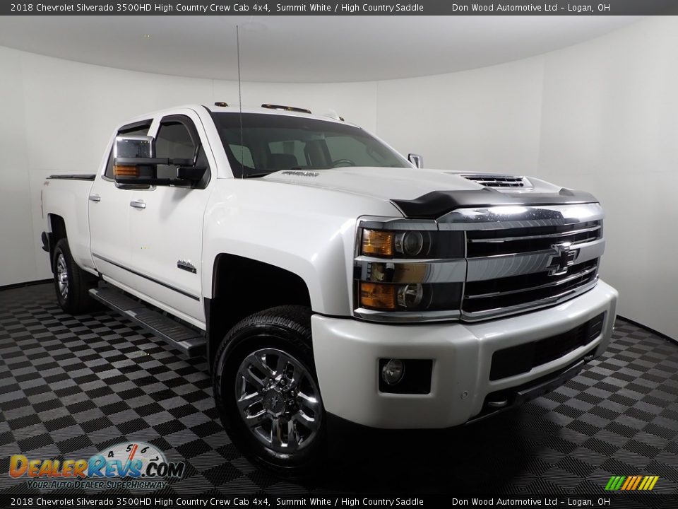 Front 3/4 View of 2018 Chevrolet Silverado 3500HD High Country Crew Cab 4x4 Photo #8