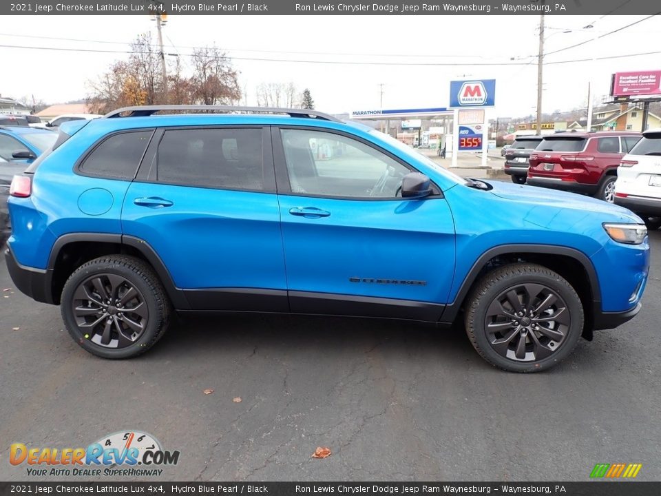 2021 Jeep Cherokee Latitude Lux 4x4 Hydro Blue Pearl / Black Photo #7