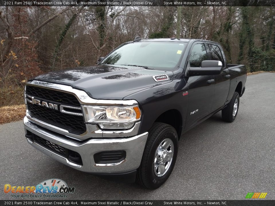 2021 Ram 2500 Tradesman Crew Cab 4x4 Maximum Steel Metallic / Black/Diesel Gray Photo #2