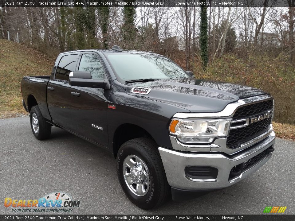 2021 Ram 2500 Tradesman Crew Cab 4x4 Maximum Steel Metallic / Black/Diesel Gray Photo #4