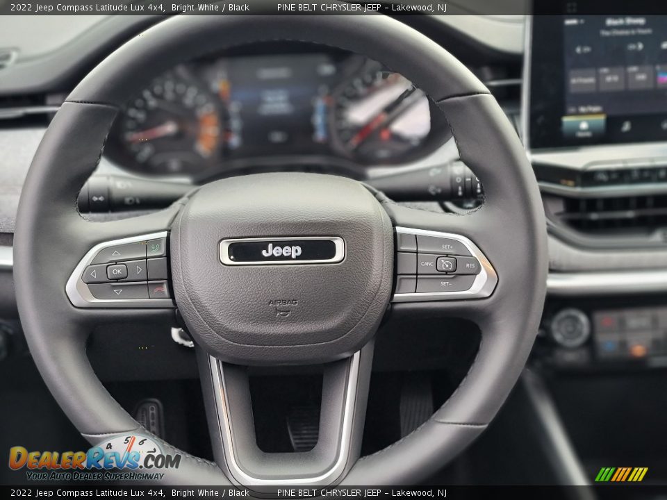 2022 Jeep Compass Latitude Lux 4x4 Bright White / Black Photo #11