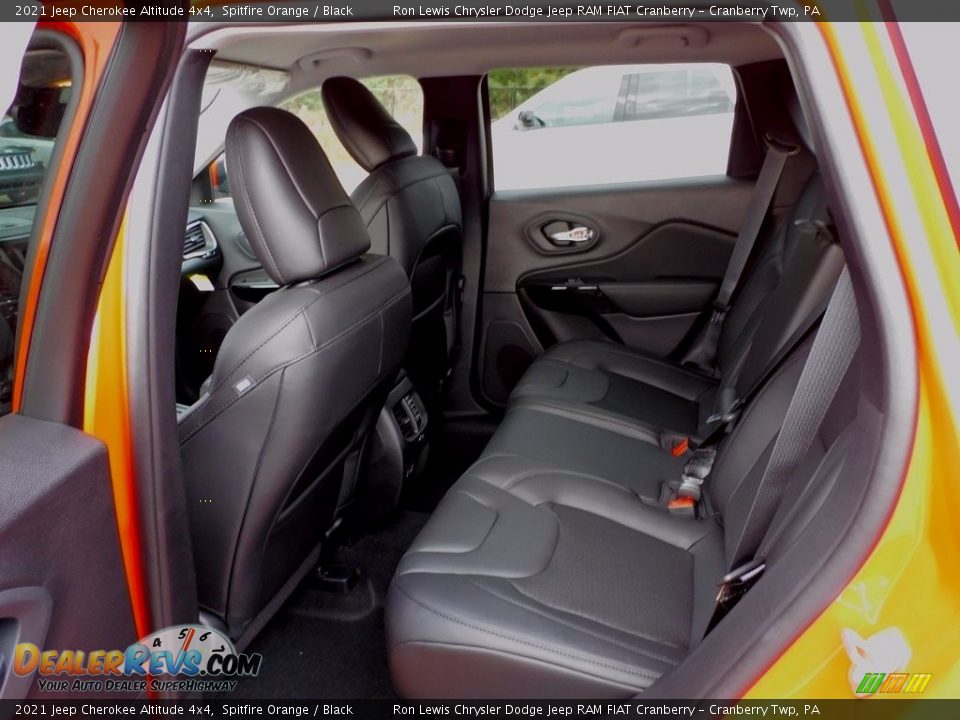 2021 Jeep Cherokee Altitude 4x4 Spitfire Orange / Black Photo #12