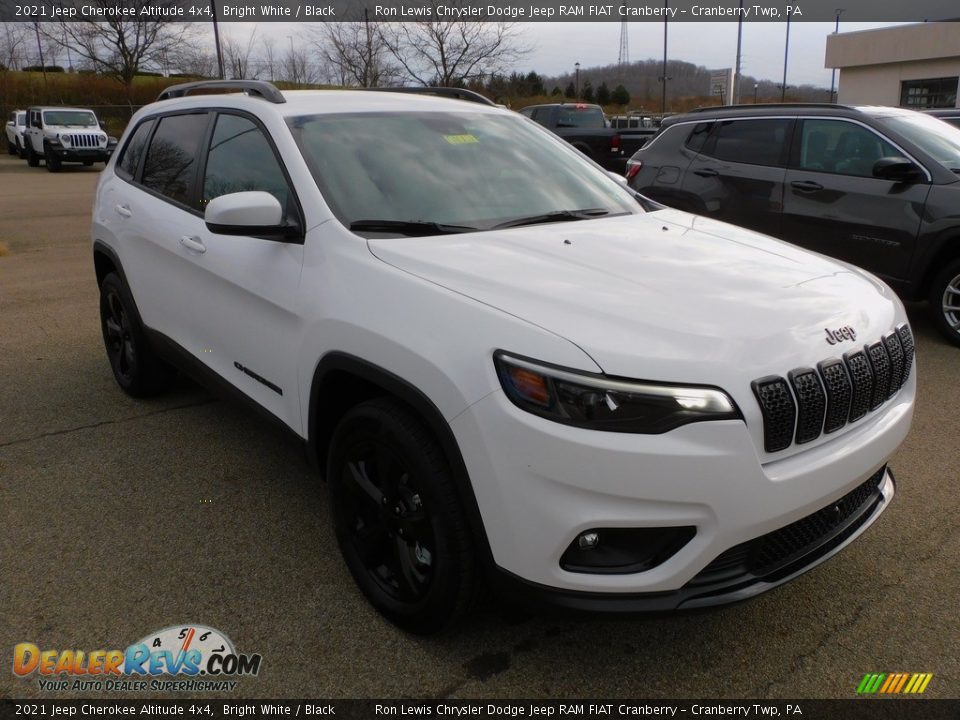 2021 Jeep Cherokee Altitude 4x4 Bright White / Black Photo #3