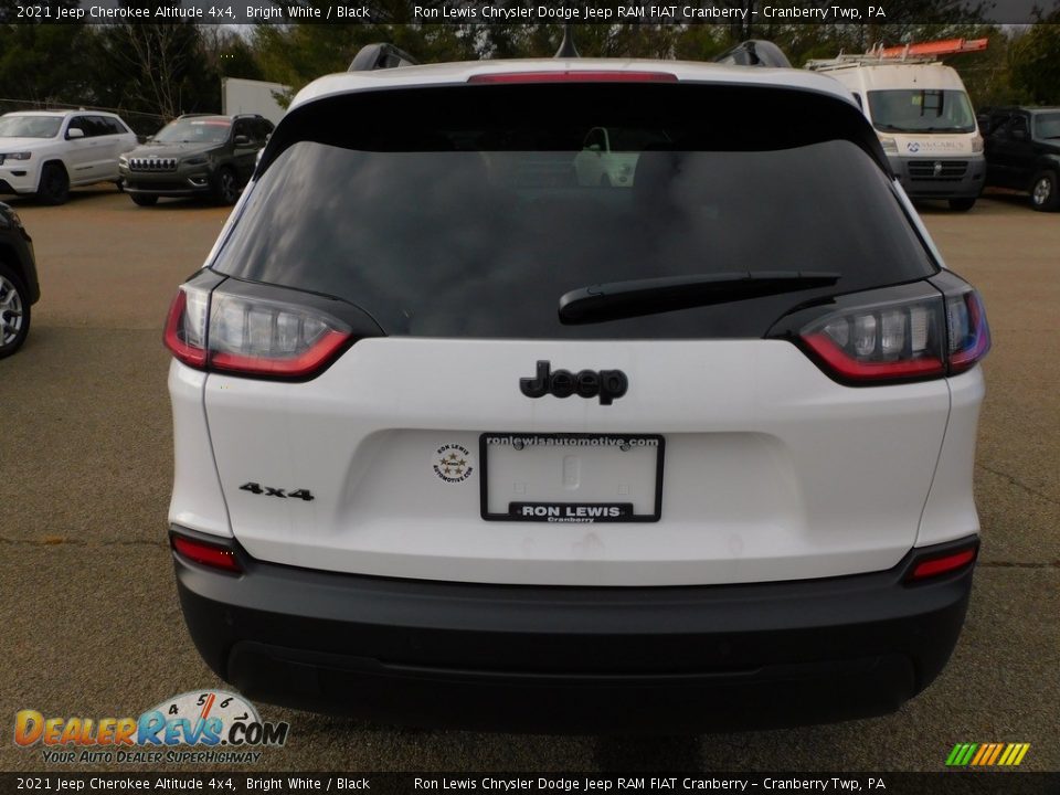 2021 Jeep Cherokee Altitude 4x4 Bright White / Black Photo #6