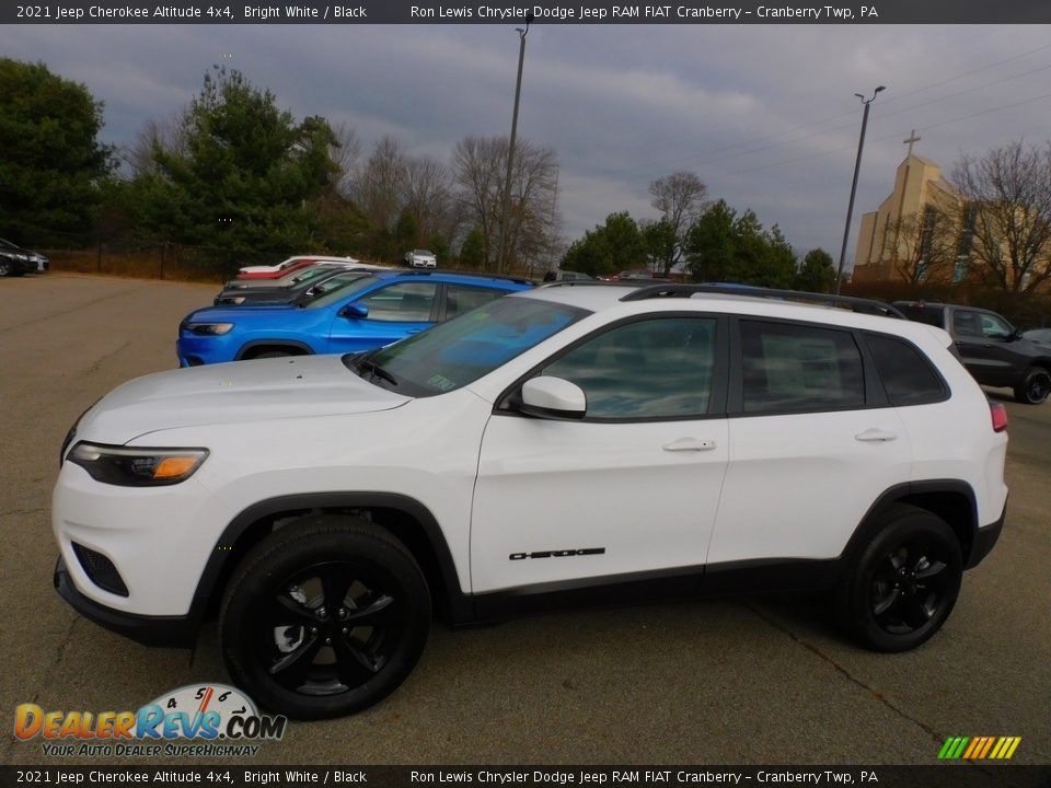 2021 Jeep Cherokee Altitude 4x4 Bright White / Black Photo #9
