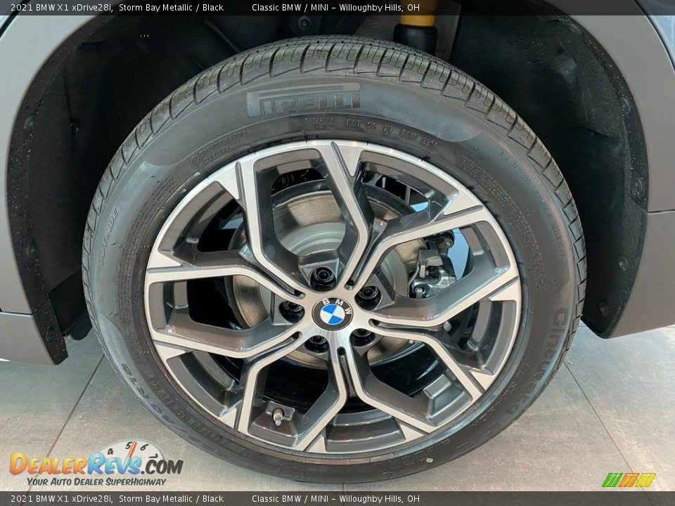 2021 BMW X1 xDrive28i Wheel Photo #3