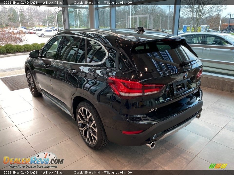 2021 BMW X1 xDrive28i Jet Black / Black Photo #2