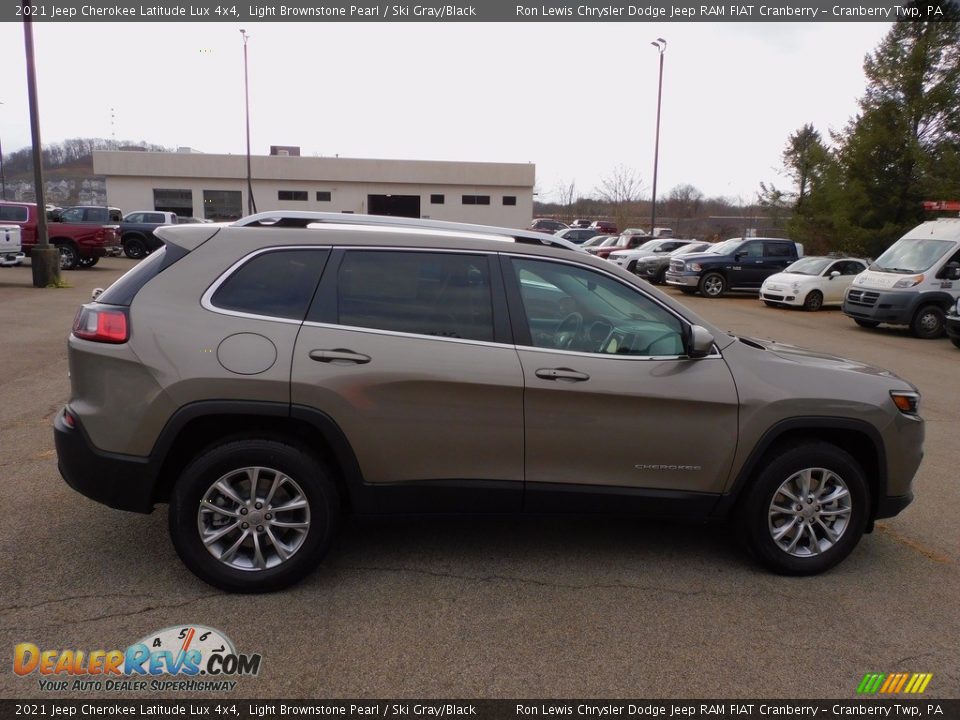 2021 Jeep Cherokee Latitude Lux 4x4 Light Brownstone Pearl / Ski Gray/Black Photo #4