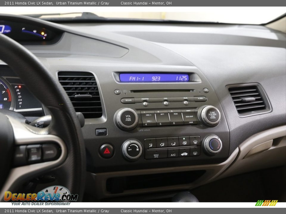 2011 Honda Civic LX Sedan Urban Titanium Metallic / Gray Photo #10