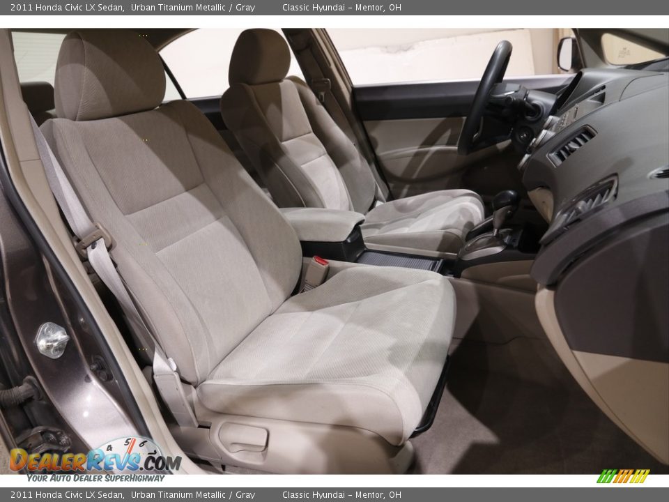 2011 Honda Civic LX Sedan Urban Titanium Metallic / Gray Photo #13