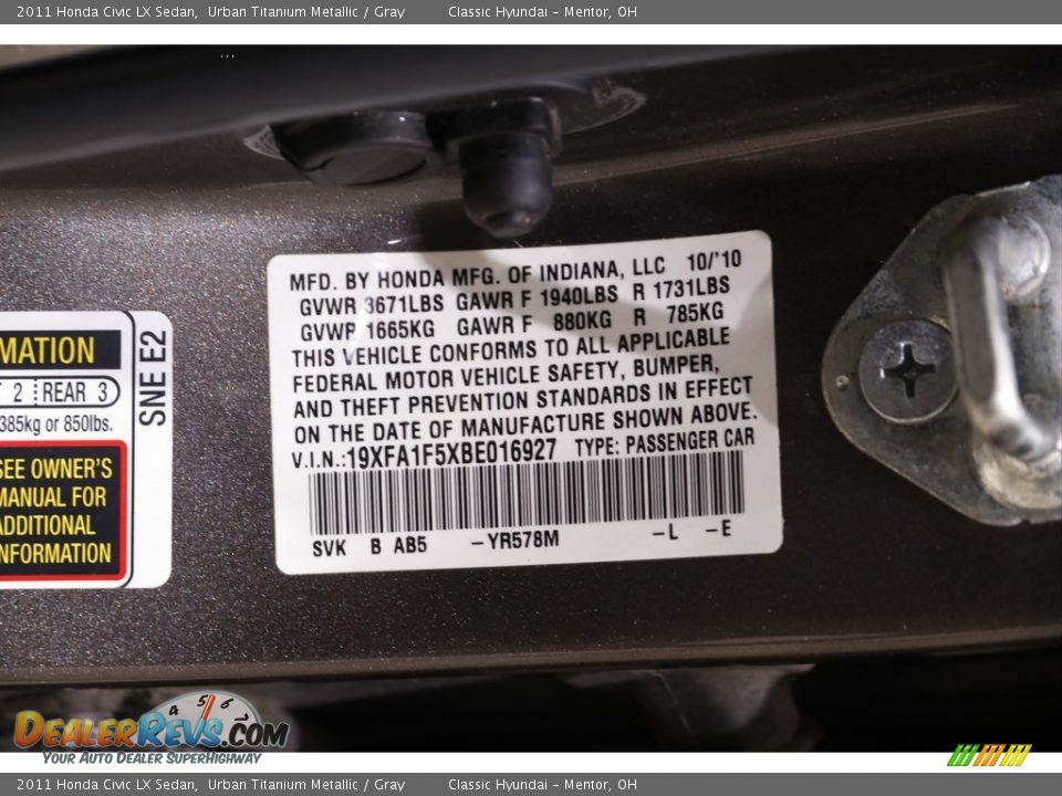 2011 Honda Civic LX Sedan Urban Titanium Metallic / Gray Photo #18