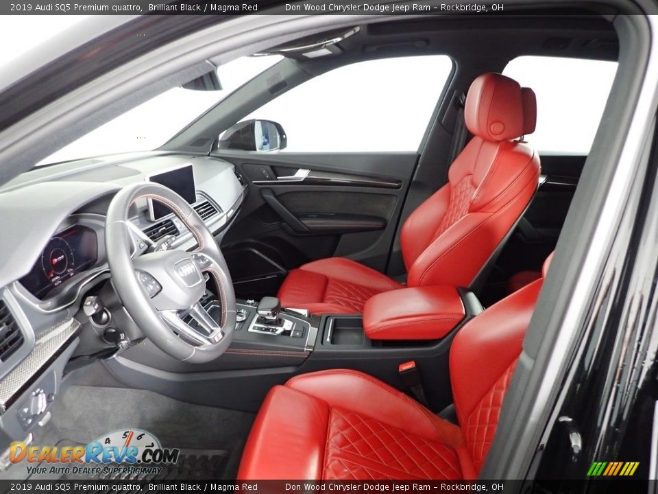 Magma Red Interior - 2019 Audi SQ5 Premium quattro Photo #24