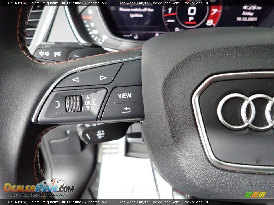 2019 Audi SQ5 Premium quattro Steering Wheel Photo #26
