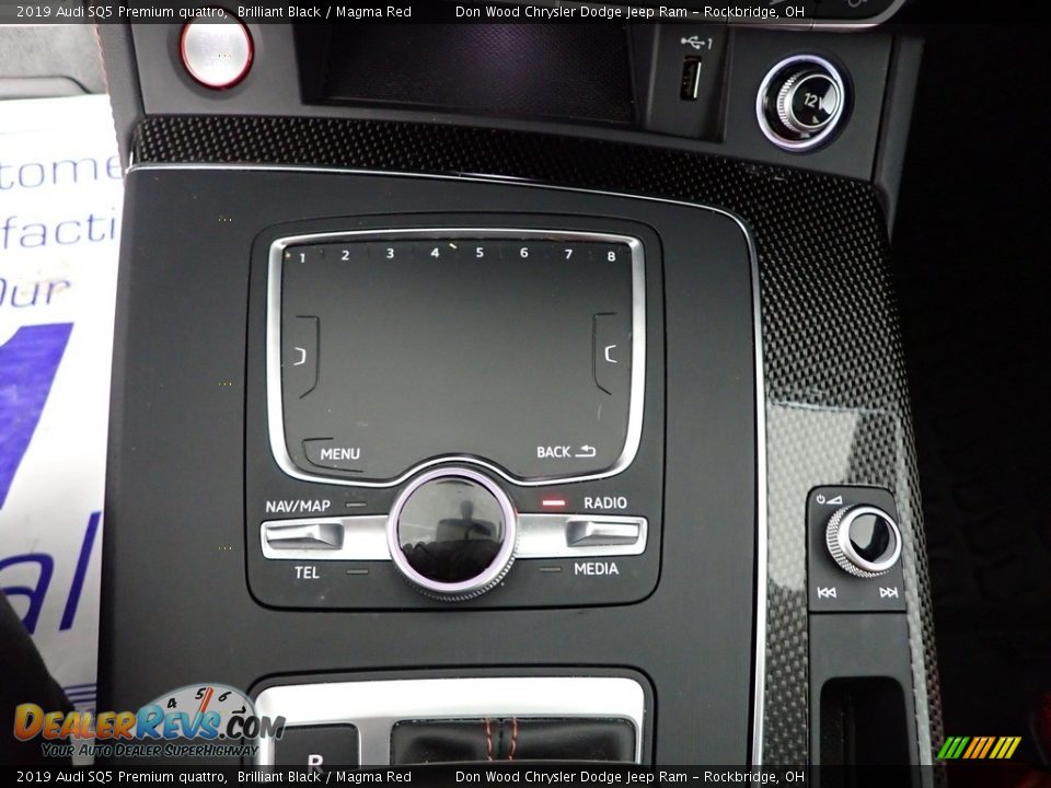 Controls of 2019 Audi SQ5 Premium quattro Photo #29