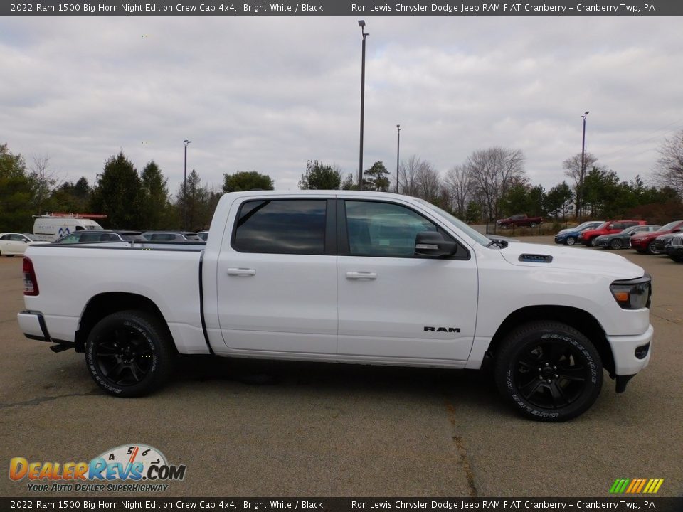 2022 Ram 1500 Big Horn Night Edition Crew Cab 4x4 Bright White / Black Photo #4