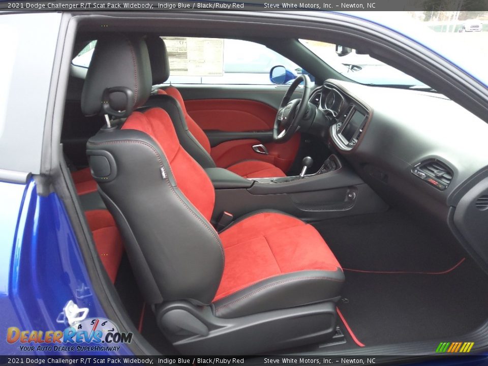 Front Seat of 2021 Dodge Challenger R/T Scat Pack Widebody Photo #15