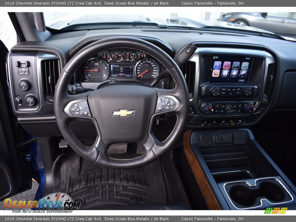 Dashboard of 2016 Chevrolet Silverado 3500HD LTZ Crew Cab 4x4 Photo #12