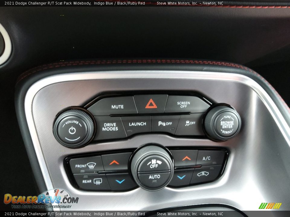 Controls of 2021 Dodge Challenger R/T Scat Pack Widebody Photo #23