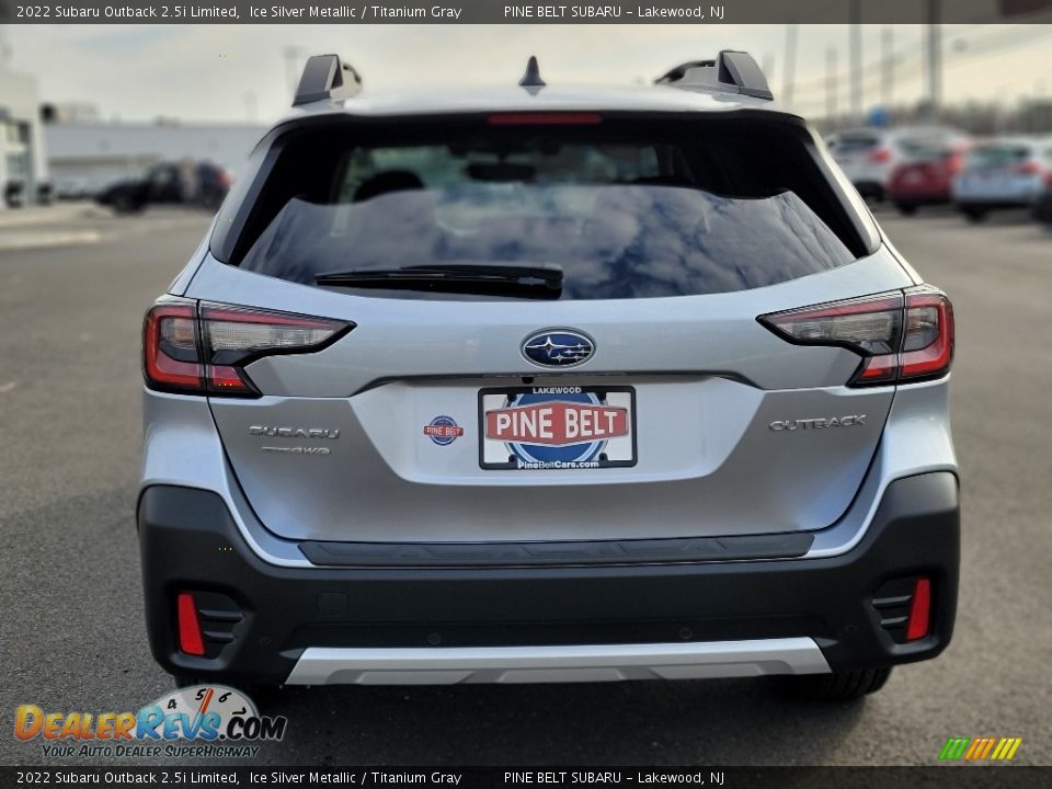 2022 Subaru Outback 2.5i Limited Ice Silver Metallic / Titanium Gray Photo #5