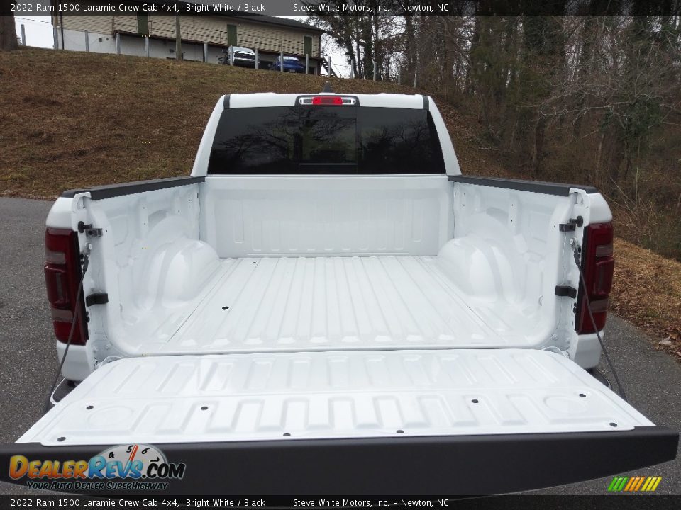 2022 Ram 1500 Laramie Crew Cab 4x4 Bright White / Black Photo #8