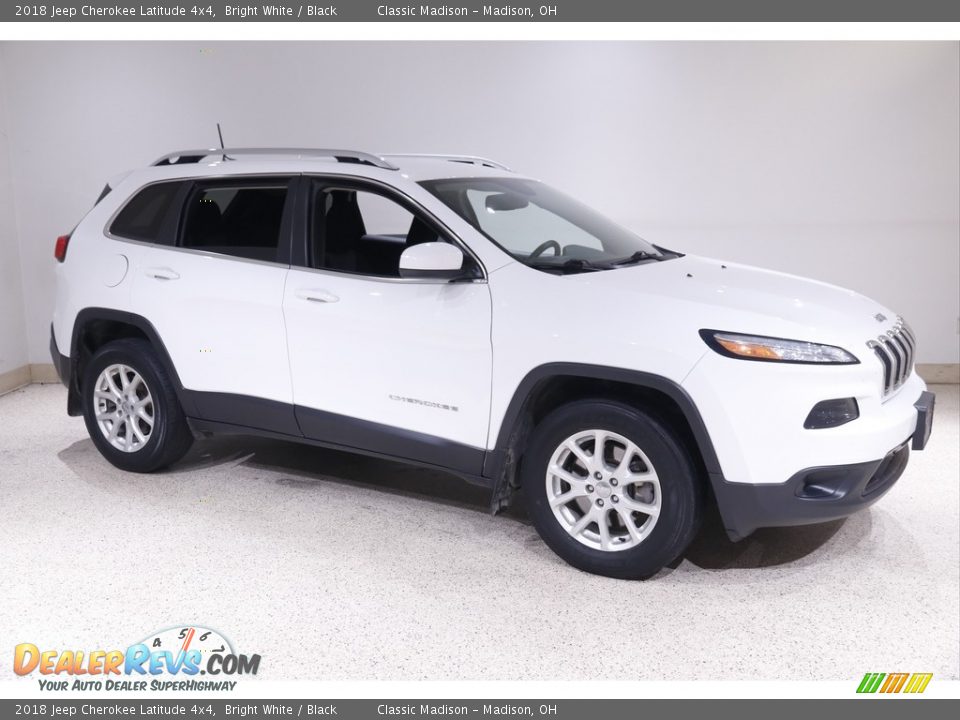2018 Jeep Cherokee Latitude 4x4 Bright White / Black Photo #1