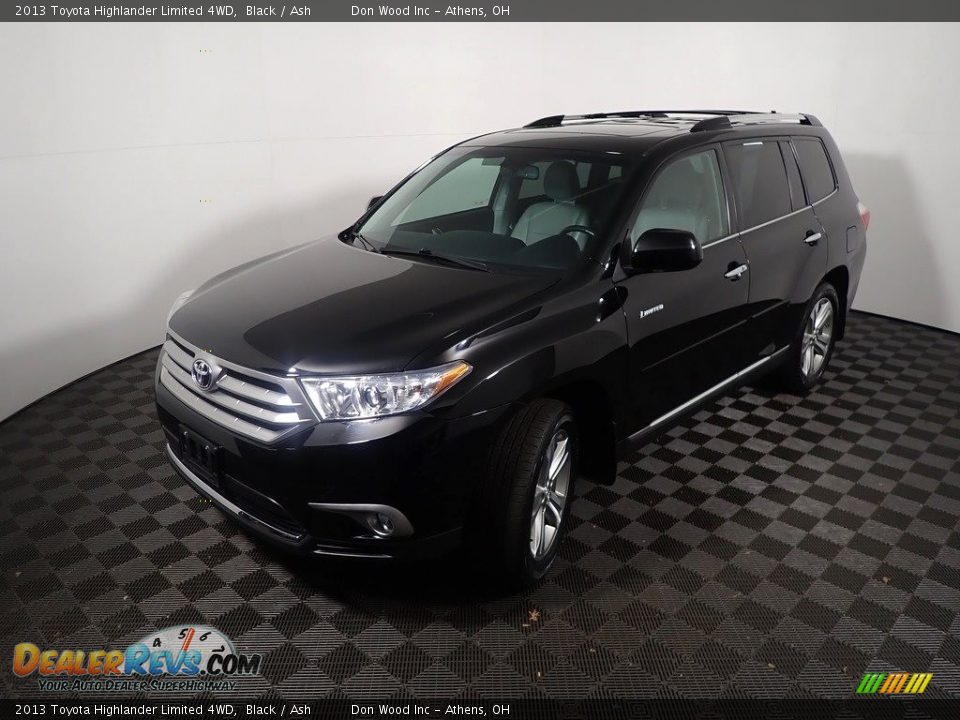 2013 Toyota Highlander Limited 4WD Black / Ash Photo #12