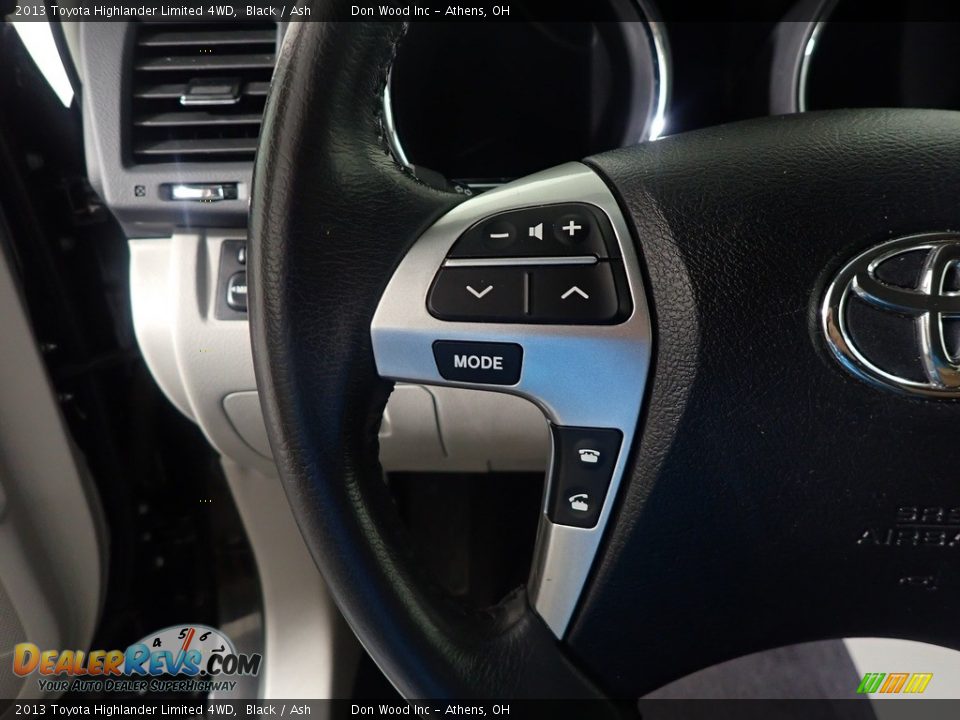 2013 Toyota Highlander Limited 4WD Black / Ash Photo #33