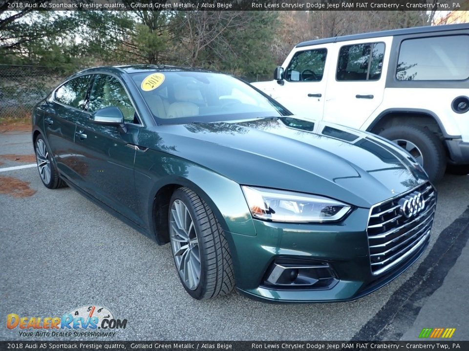 Front 3/4 View of 2018 Audi A5 Sportback Prestige quattro Photo #2