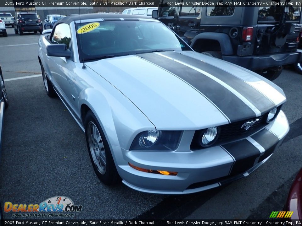 2005 Ford Mustang GT Premium Convertible Satin Silver Metallic / Dark Charcoal Photo #2