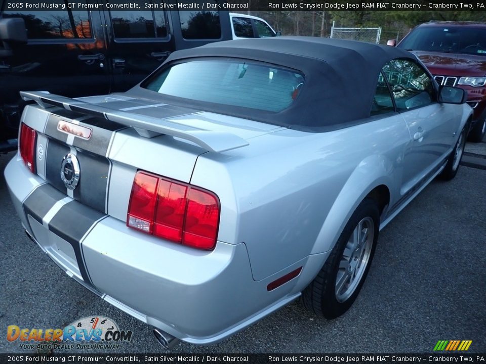 2005 Ford Mustang GT Premium Convertible Satin Silver Metallic / Dark Charcoal Photo #4