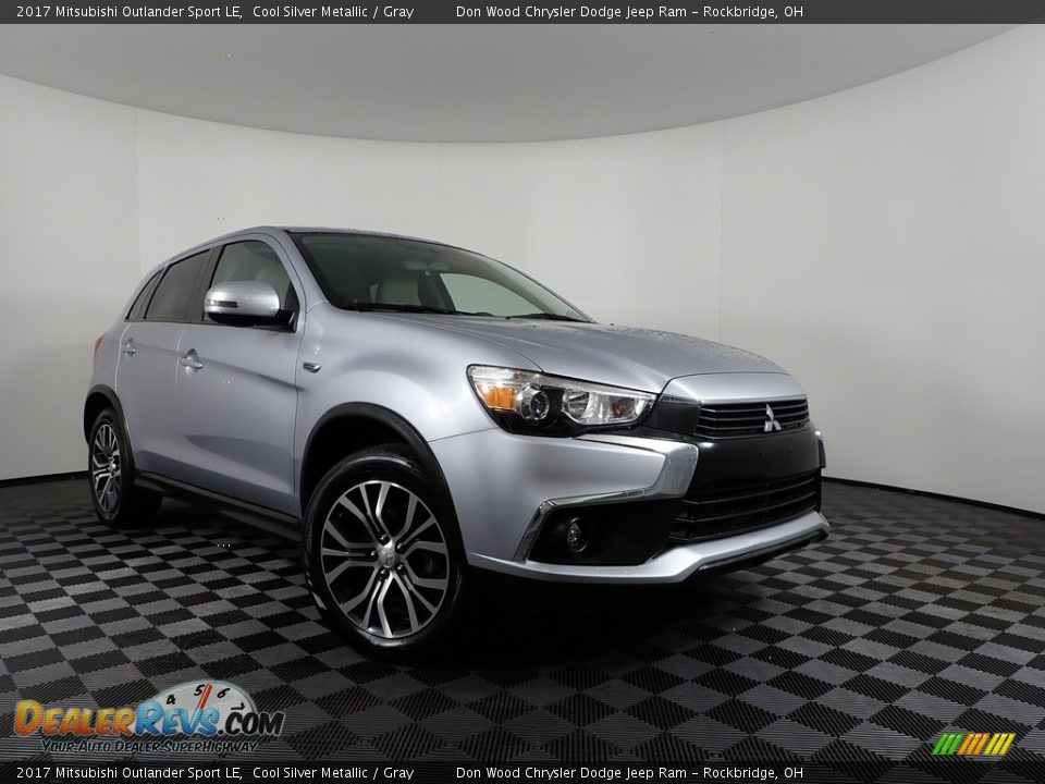 2017 Mitsubishi Outlander Sport LE Cool Silver Metallic / Gray Photo #2