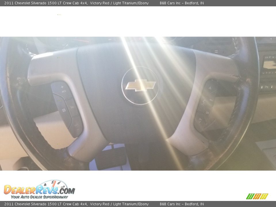 2011 Chevrolet Silverado 1500 LT Crew Cab 4x4 Victory Red / Light Titanium/Ebony Photo #10