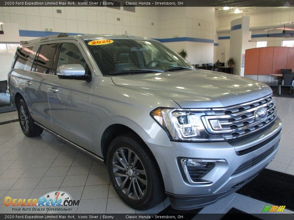 Front 3/4 View of 2020 Ford Expedition Limited Max 4x4 Photo #3