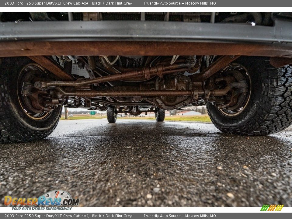 Undercarriage of 2003 Ford F250 Super Duty XLT Crew Cab 4x4 Photo #10