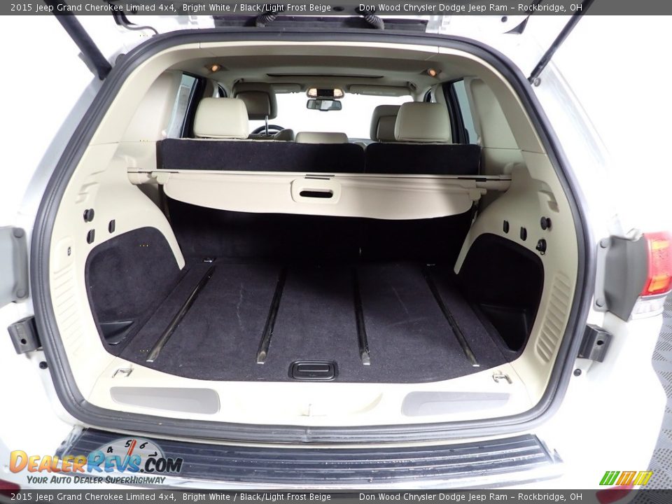 2015 Jeep Grand Cherokee Limited 4x4 Bright White / Black/Light Frost Beige Photo #17