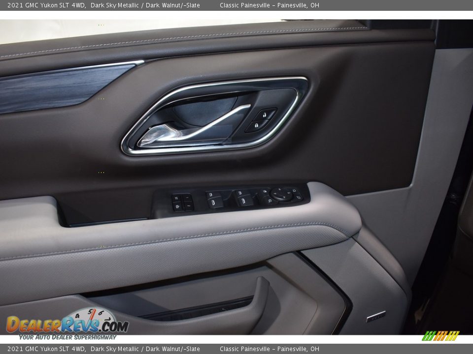 2021 GMC Yukon SLT 4WD Dark Sky Metallic / Dark Walnut/­Slate Photo #10