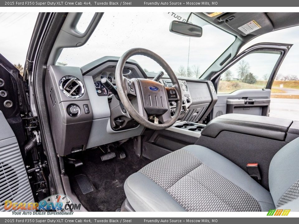 2015 Ford F350 Super Duty XLT Crew Cab 4x4 Tuxedo Black / Steel Photo #19