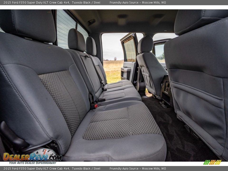 2015 Ford F350 Super Duty XLT Crew Cab 4x4 Tuxedo Black / Steel Photo #24
